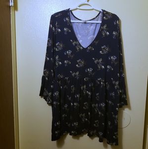 Avenue navy blue blouse